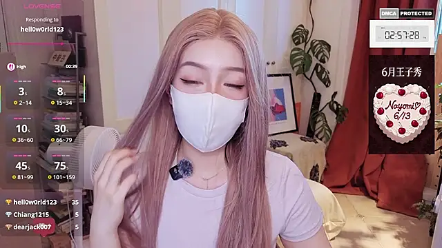 nayomi 34f online show from 8, 6, 2026