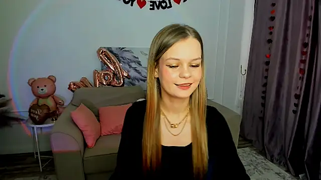 MidnighteAura online show from 25, 2, 2026