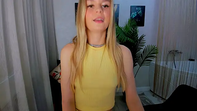 Snapshot of MidnighteAura chatting on 3, 6, 2026 MidnighteAura online show from 3, 6, 2026
