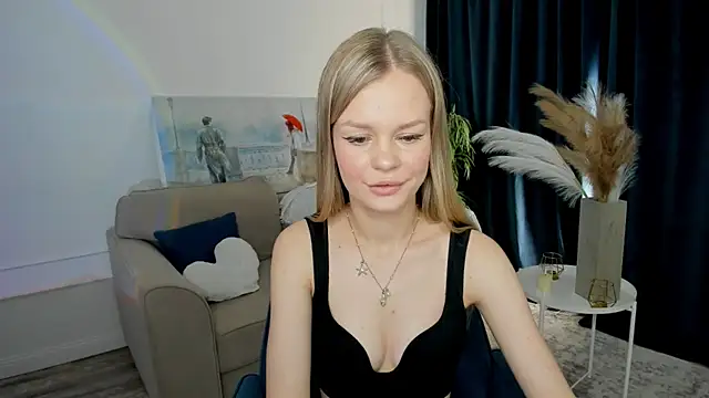 Snapshot of MidnighteAura chatting on 14, 6, 2026 MidnighteAura online show from 14, 6, 2026