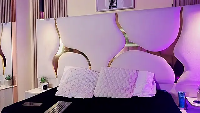 HannyJones online show from 16, 12, 2025