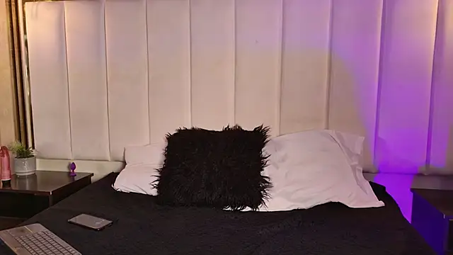 HannyJones online show from 22, 12, 2025