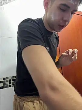 Johan stick online show from 2, 12, 2025