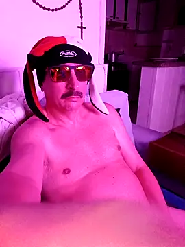 FocussedFreckle online show from 21, 3, 2026