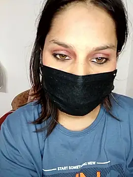 Snapshot of shilpa-singh chatting on 8, 4, 2026 shilpa-singh online show from 8, 4, 2026