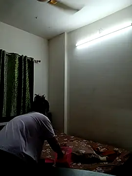 Snapshot of shilpa-singh chatting on 15, 4, 2026 shilpa-singh online show from 15, 4, 2026