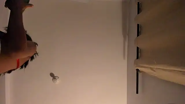 Samantha luv  online show from 11, 4, 2026