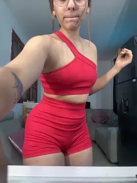 Snapshot of MollyZanderbond chatting on 2, 12, 2025 MollyZanderbond online show from 2, 12, 2025