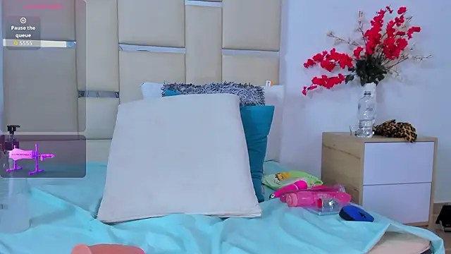 Snapshot of MajoLinares chatting on 3, 2, 2026 MajoLinares online show from 3, 2, 2026