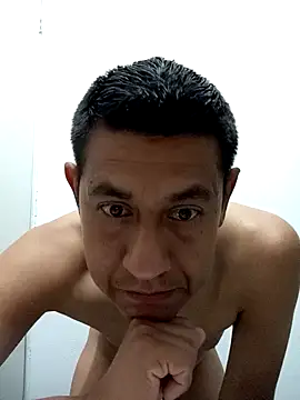 Snapshot of cachorrosexmex chatting on 5, 4, 2026 cachorrosexmex online show from 5, 4, 2026