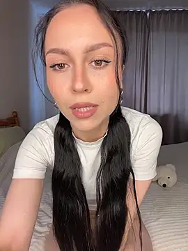 MonicaMercer online show from 7, 4, 2026