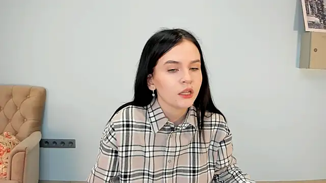 TrudyMozie online show from 5, 12, 2025