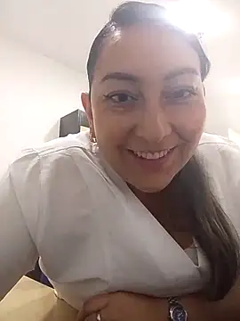 Snapshot of Valeria_montana_ chatting on 14, 1, 2026 Valeria montana online show from 14, 1, 2026