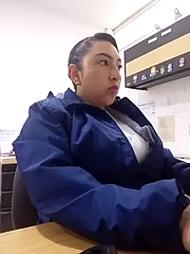 Valeria montana  online show from 31, 3, 2026