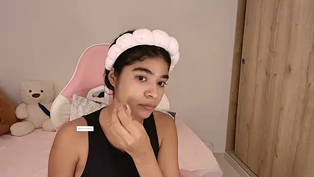 phia carter online show from 18, 4, 2026