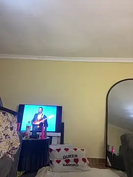 Privy001 online show from 14, 12, 2025