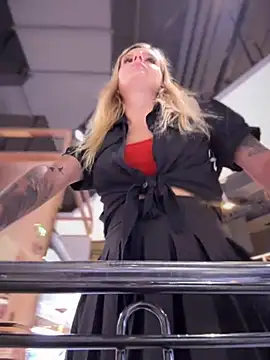 Snapshot of Betsy chatting on 19, 1, 2025 Betsy online show from 19, 1, 2025