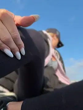 Betsy online show from 13, 4, 2026