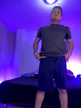 williamsmiiths16 online show from 19, 12, 2025