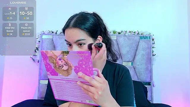 Snapshot of iris_and_damian chatting on 3, 4, 2026 iris and damian online show from 3, 4, 2026