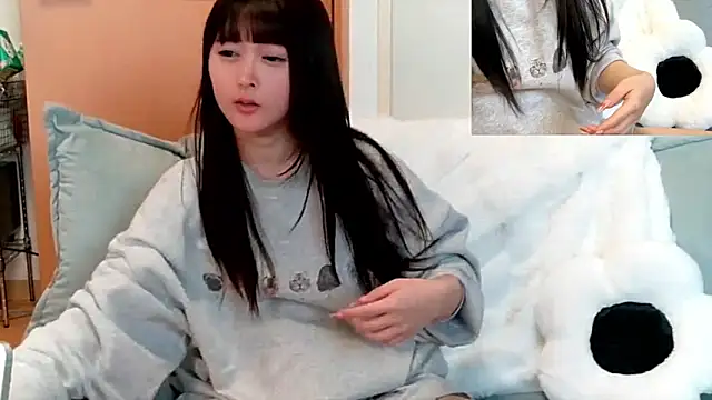 yuna 24 online show from 5, 3, 2026