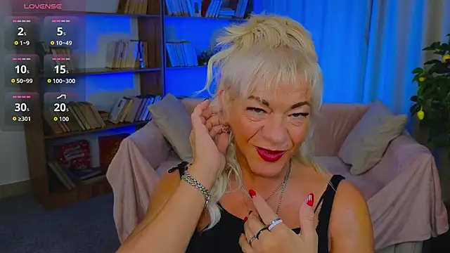 AnittaHarris  online show from 16, 4, 2026