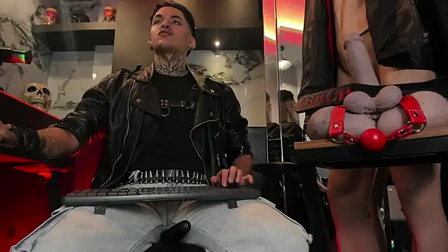 AlecBanne online show from 17, 4, 2026