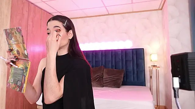 LucyFever online show from 23, 12, 2025