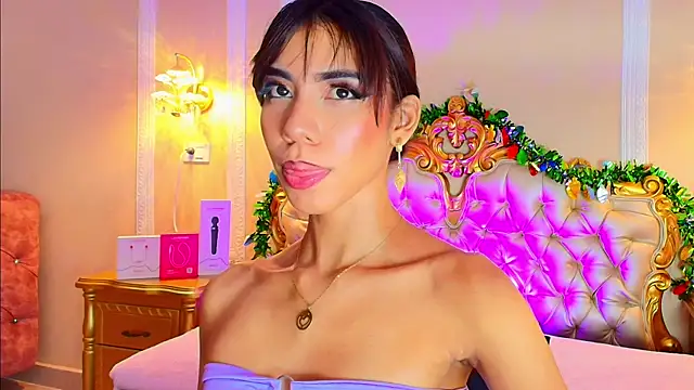 Snapshot of BellaHarpeer chatting on 16, 12, 2025 BellaHarpeer online show from 16, 12, 2025