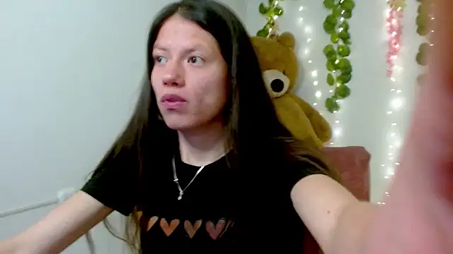 daphne160920 online show from 5, 12, 2025