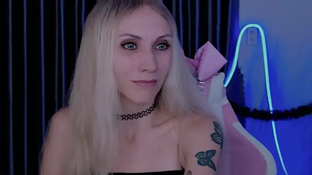 betty xoxoo online show from 8, 1, 2026