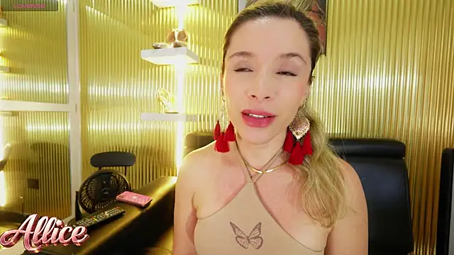 Snapshot of Allice_mommy chatting on 14, 2, 2026 Allice mommy online show from 14, 2, 2026