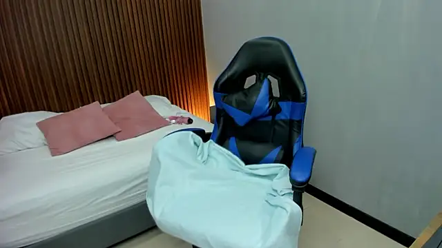 madison saenzz online show from 18, 2, 2026