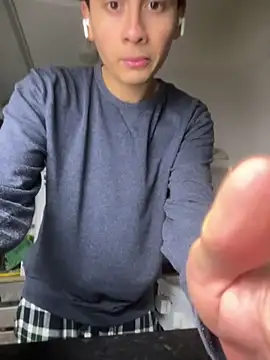 hungspanishtwink online show from 1, 2, 2026