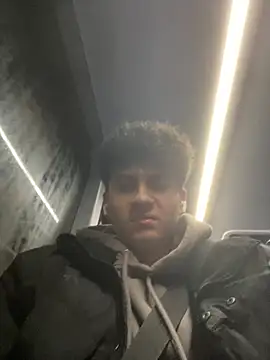 hungspanishtwink online show from 13, 2, 2026