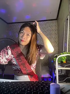 luna love bitex online show from 3, 6, 2026