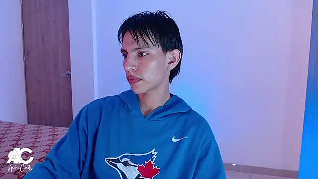 andrew courtzz online show from 30, 3, 2026