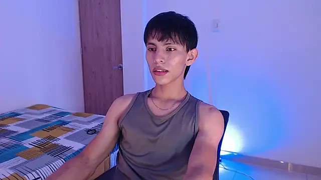 andrew courtzz online show from 13, 4, 2026