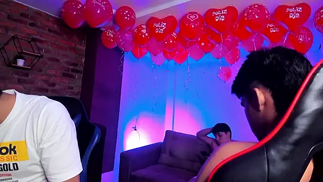 Snapshot of HotThreesoome chatting on 16, 2, 2026 HotThreesoome online show from 16, 2, 2026