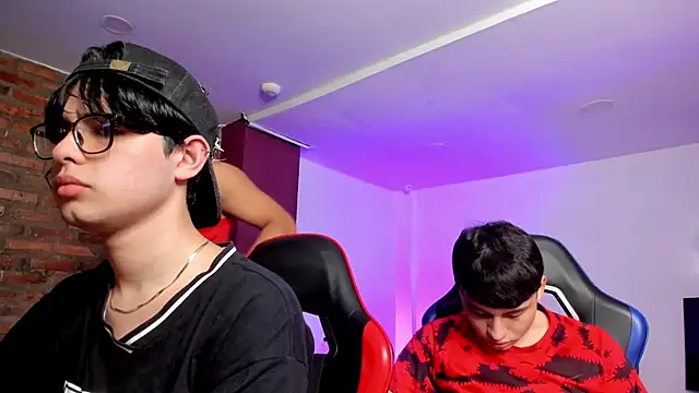 HotThreesoome online show from 6, 3, 2026