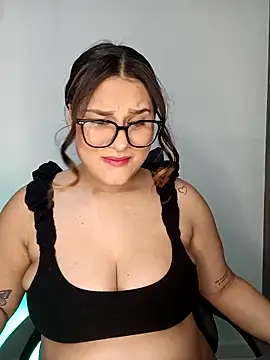Valeriaa 21 online show from 27, 3, 2026