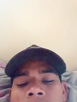 Snapshot of Tu_Morenito04 chatting on 4, 12, 2025 Tu Morenito04 online show from 4, 12, 2025