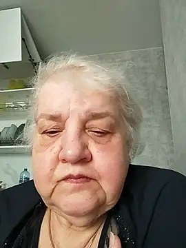 HapinessLovee online show from 15, 4, 2026