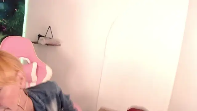 bella volup online show from 15, 2, 2026