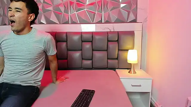 Snapshot of KathyAiden chatting on 9, 1, 2026 KathyAiden online show from 9, 1, 2026