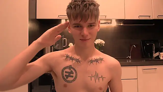 Snapshot of Fredd_Xanders chatting on 5, 12, 2025 Fredd Xanders online show from 5, 12, 2025