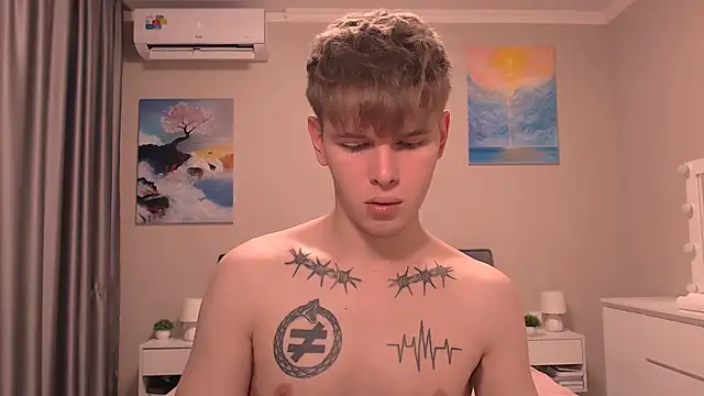 Snapshot of Fredd_Xanders chatting on 16, 12, 2025 Fredd Xanders online show from 16, 12, 2025