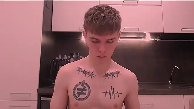 Snapshot of Fredd_Xanders chatting on 14, 2, 2026 Fredd Xanders online show from 14, 2, 2026