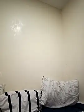 Cinpussie89 online show from 15, 4, 2026