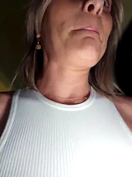 VIKS SECRET online show from 10, 5, 2026